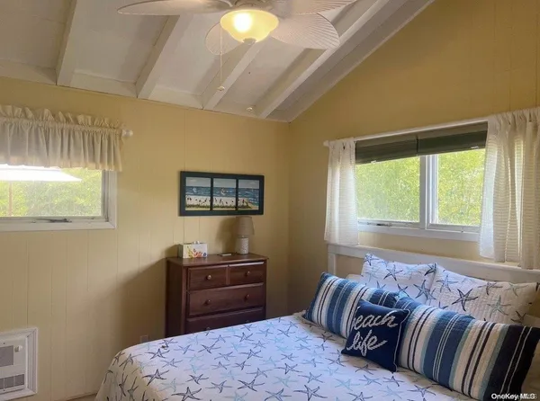 $6,000 | 892 Evergreen Walk, Ocean Beach, NY 11770