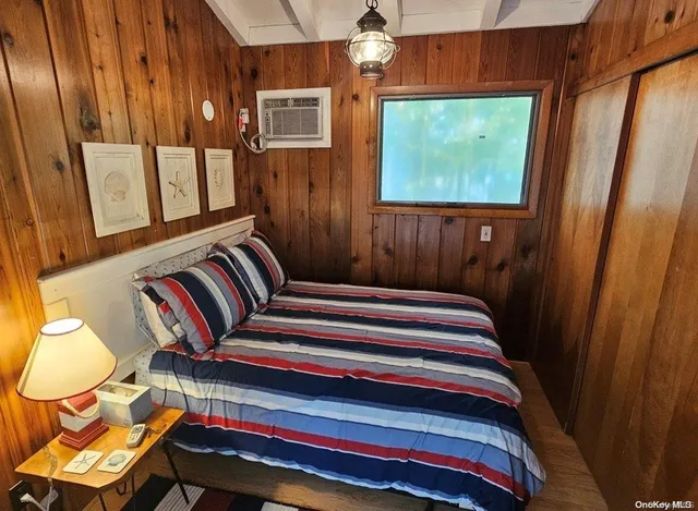 $6,000 | 892 Evergreen Walk, Ocean Beach, NY 11770