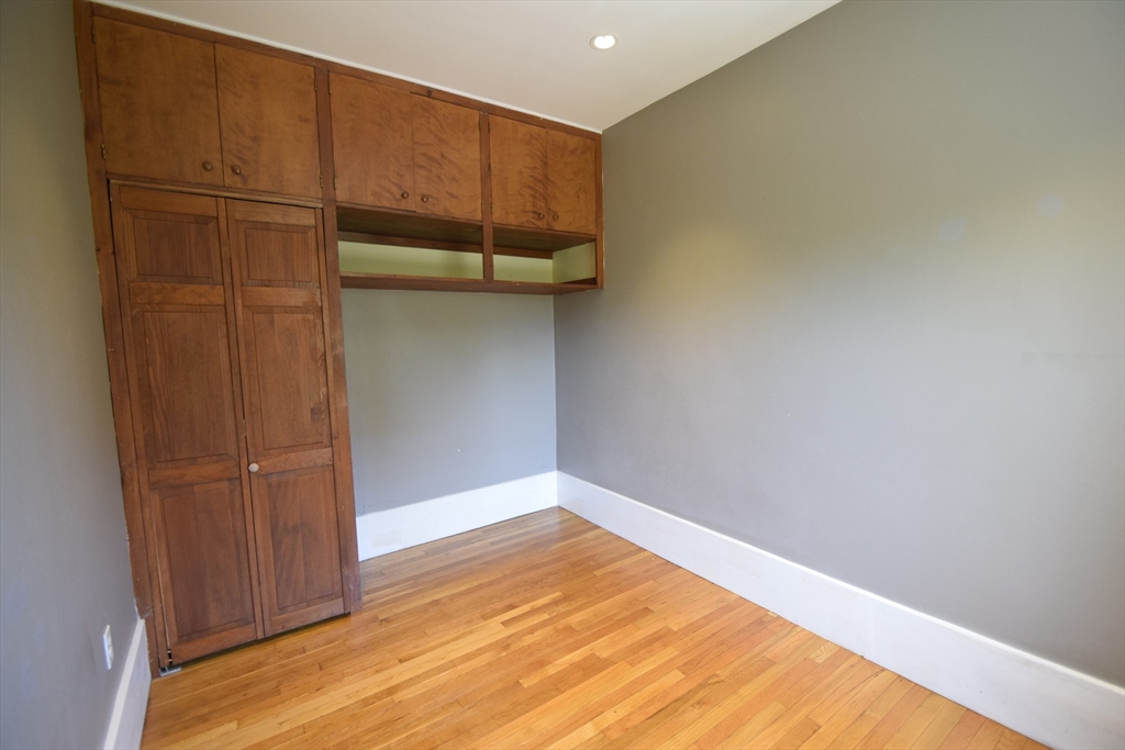 1402 Beacon Street, Unit 3 Brookline, MA 02446 - Photo 12 of 13