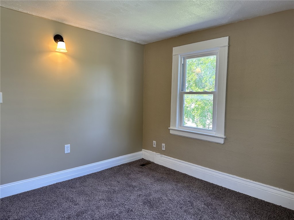 11 Santee Street Rochester, NY 14606 - Photo 11 of 20 bedroom #2