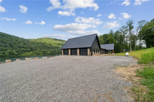$1,999,000 | 1060 Wattersonville Road, Cowansville, PA 16218