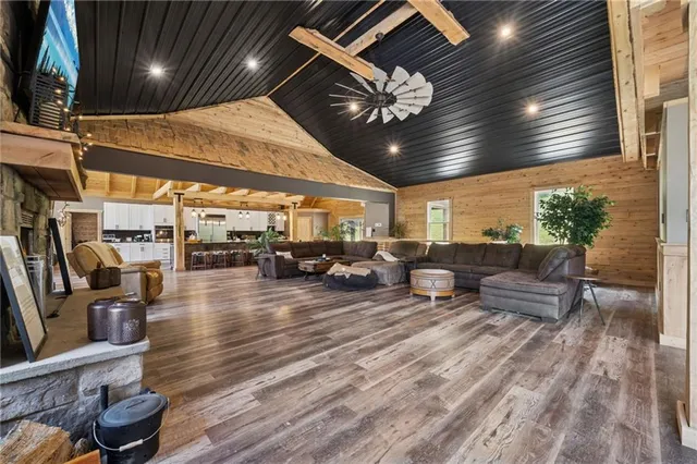 $1,999,000 | 1060 Wattersonville Road, Cowansville, PA 16218