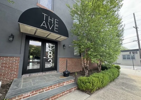 $2,350 | 183 Garibaldi Avenue, Unit 311, Lodi, NJ 07644