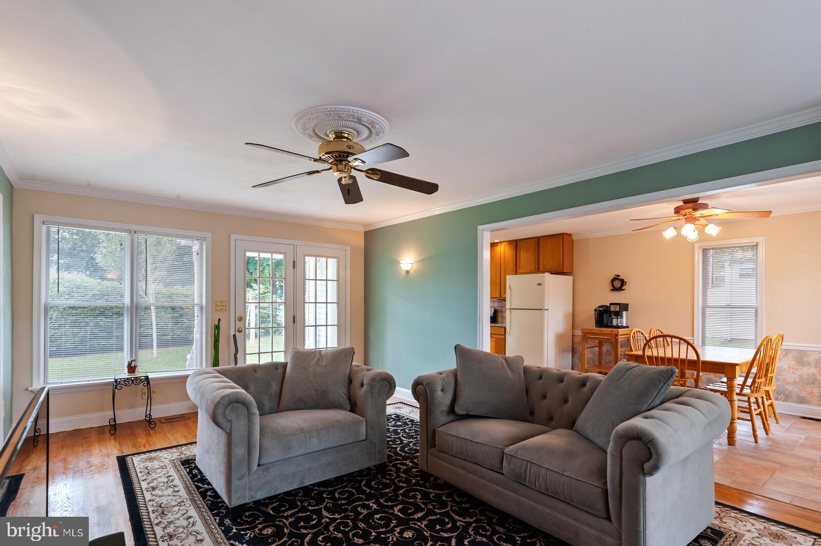 58 Brockton Road Hamilton, NJ 08619 - Photo 5 of 19 Gallery Image 5