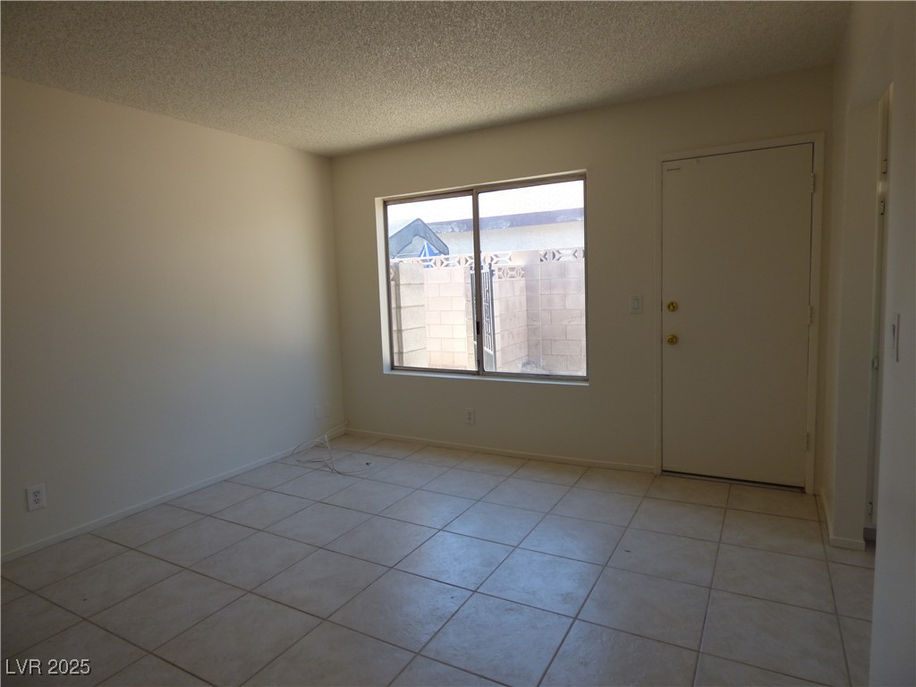 Undisclosed Address Las Vegas, NV 89147 - Photo 4 of 16