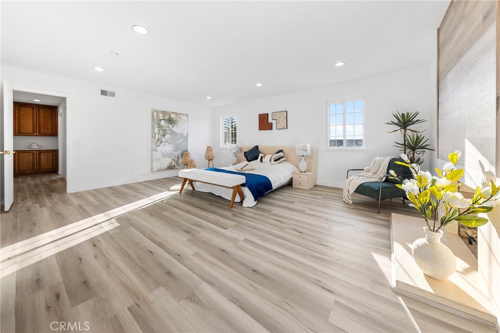 550 Great Bend Drive Diamond Bar, CA 91765 - Photo 19 of 41 a living room with furniture and wooden floor