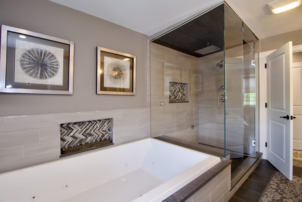 103 Oak Hollow Road Springfield, MA 01128 - Photo 28 of 42
