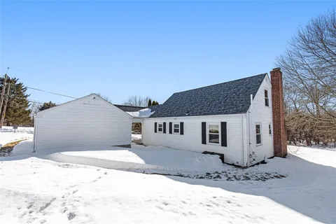 $499,000 | 26 Country Hill Road, Cumberland, RI 02864