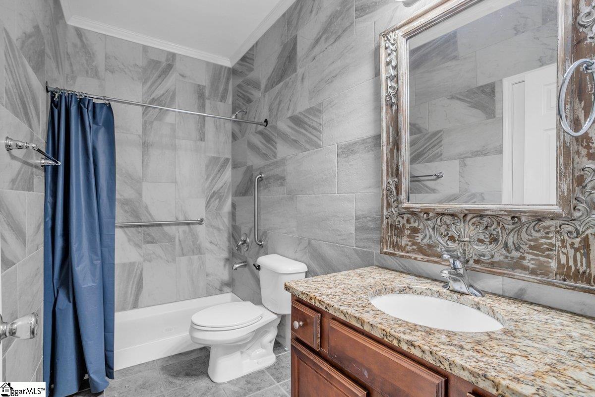 67 Devonhall Way Taylors, SC 29687 - Photo 12 of 46