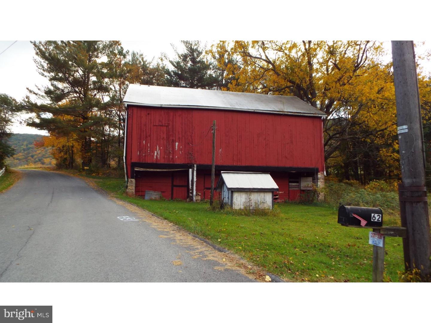 62 Bridge Road Hegins, PA 17938 - Photo 17 of 21 Barn
