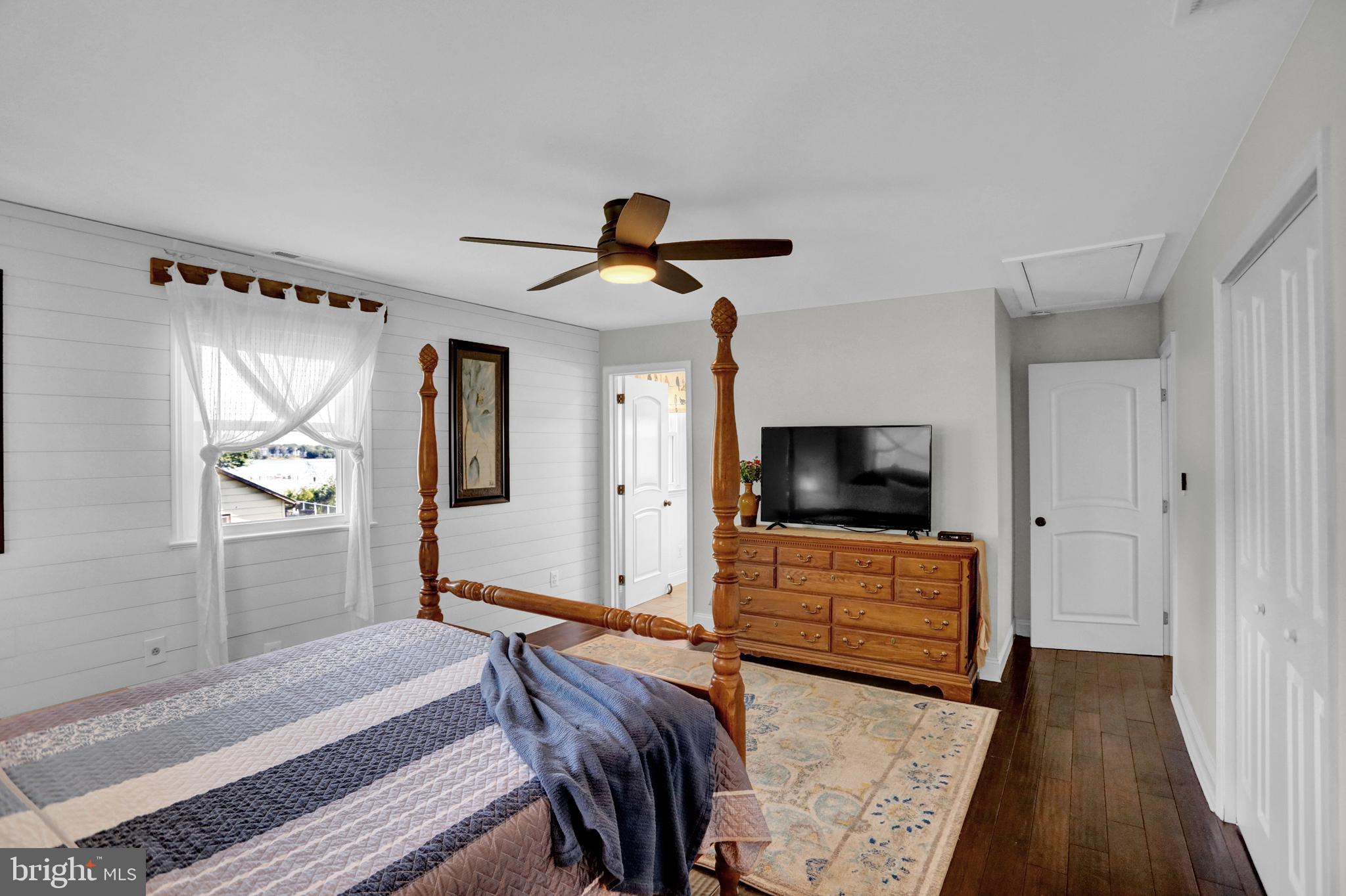 4017 East Baker Avenue Abingdon, MD 21009 - Photo 23 of 86 a bedroom with furniture and a flat screen tv