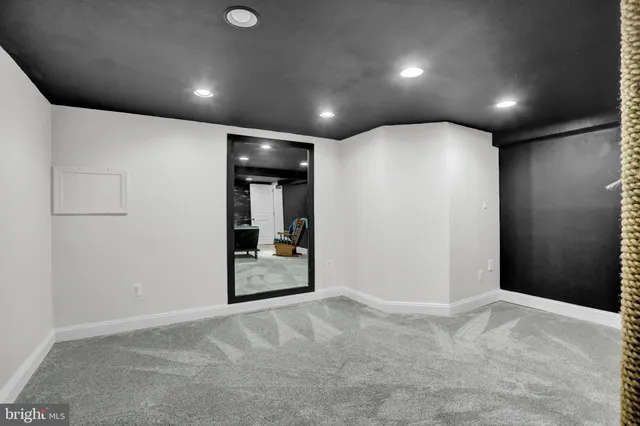 a front view of house with yard