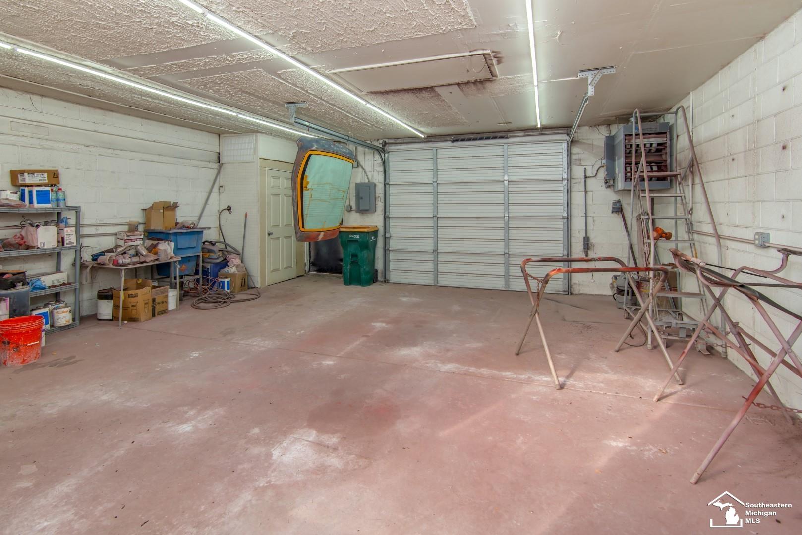 30664 Beverly Road Romulus, MI 48174 - Photo 28 of 35 has compressor and heat