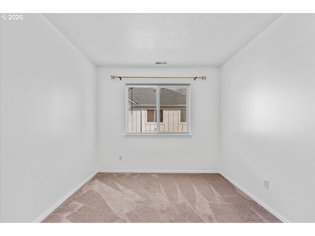 17257 Southwest Berkeley Lane Beaverton, OR 97003 - Photo 33 of 48