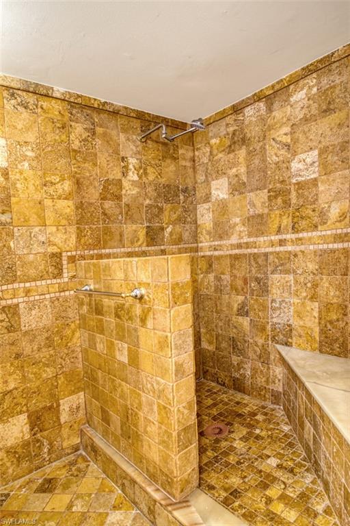 1201 Solana Road, Unit 6 Naples, FL 34103 - Photo 18 of 26 Gallery Image 18