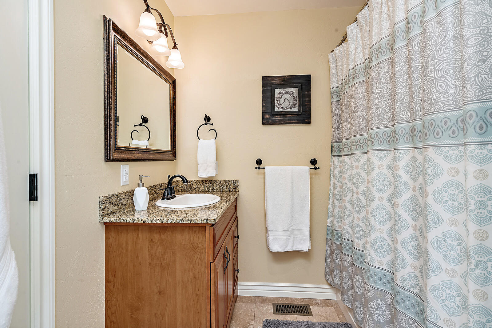 2241 Roberts Road Medford, OR 97504 - Photo 29 of 65 65_RR_65_mls
