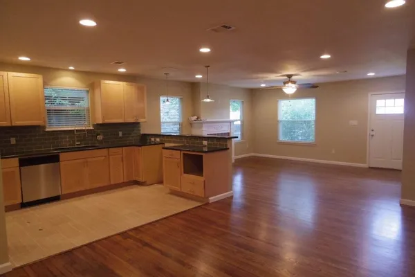 $7,500 | 3504 Speedway, Unit A&B, Austin, TX 78705
