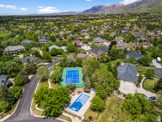 2016 Graystone Lane Draper, UT 84020 - Photo 7 of 38