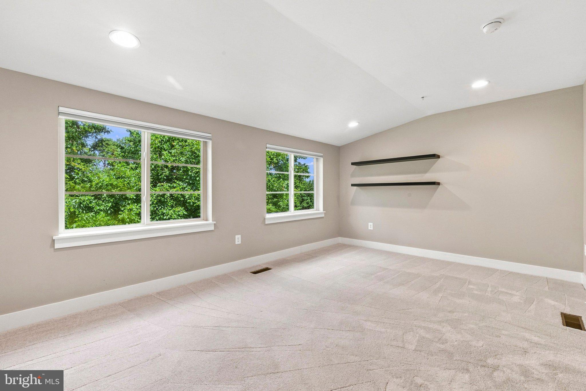 2876 Lowen Valley Road Alexandria, VA 22303 - Photo 36 of 57 Gallery Image 36
