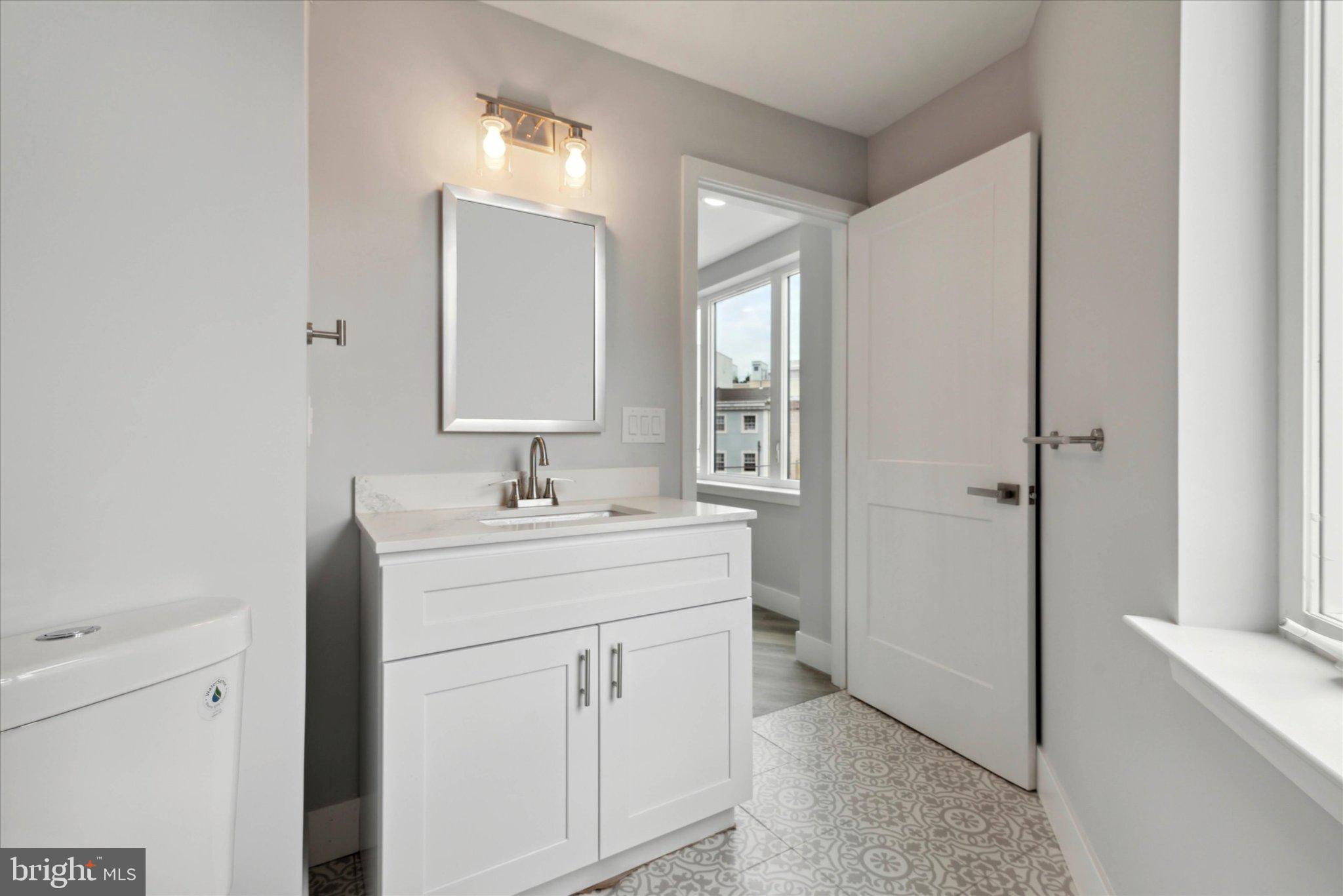 1600 Ridge Avenue Philadelphia, PA 19130 - Photo 17 of 26 Private en-suite bathroom