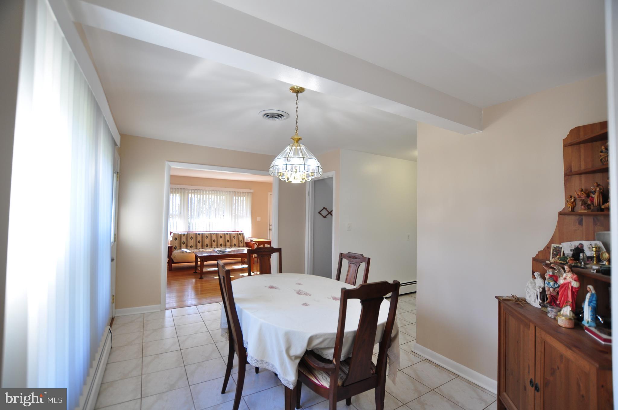 7909 Rocky Road Gaithersburg, MD 20882 - Photo 12 of 31 Dining Room!