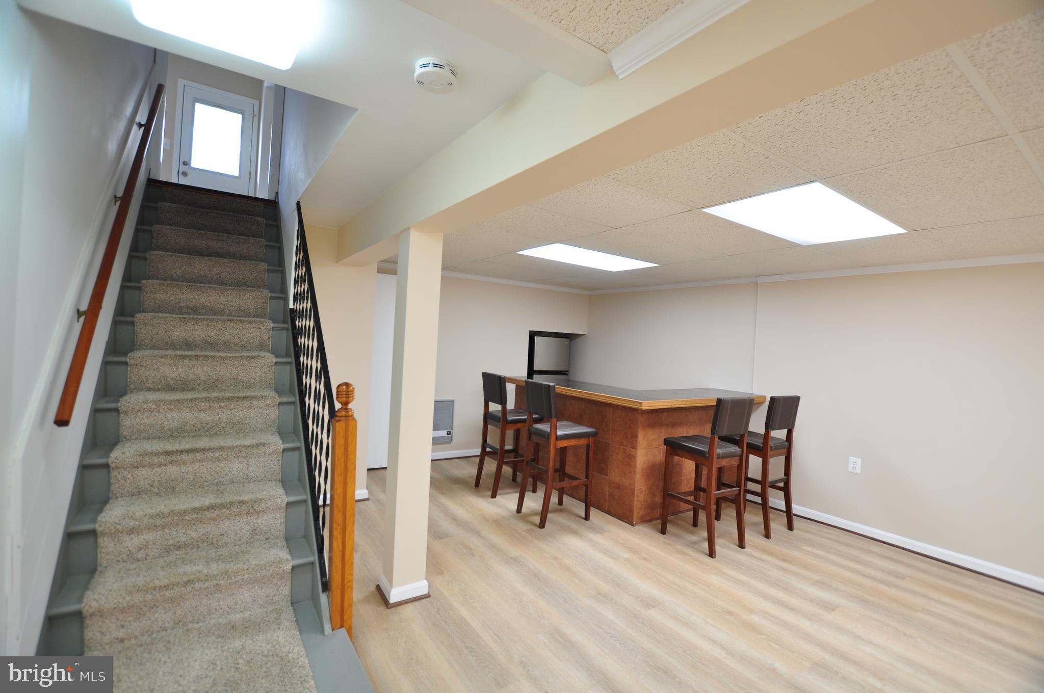 7909 Rocky Road Gaithersburg, MD 20882 - Photo 27 of 31 Bar and Up Stair Access!