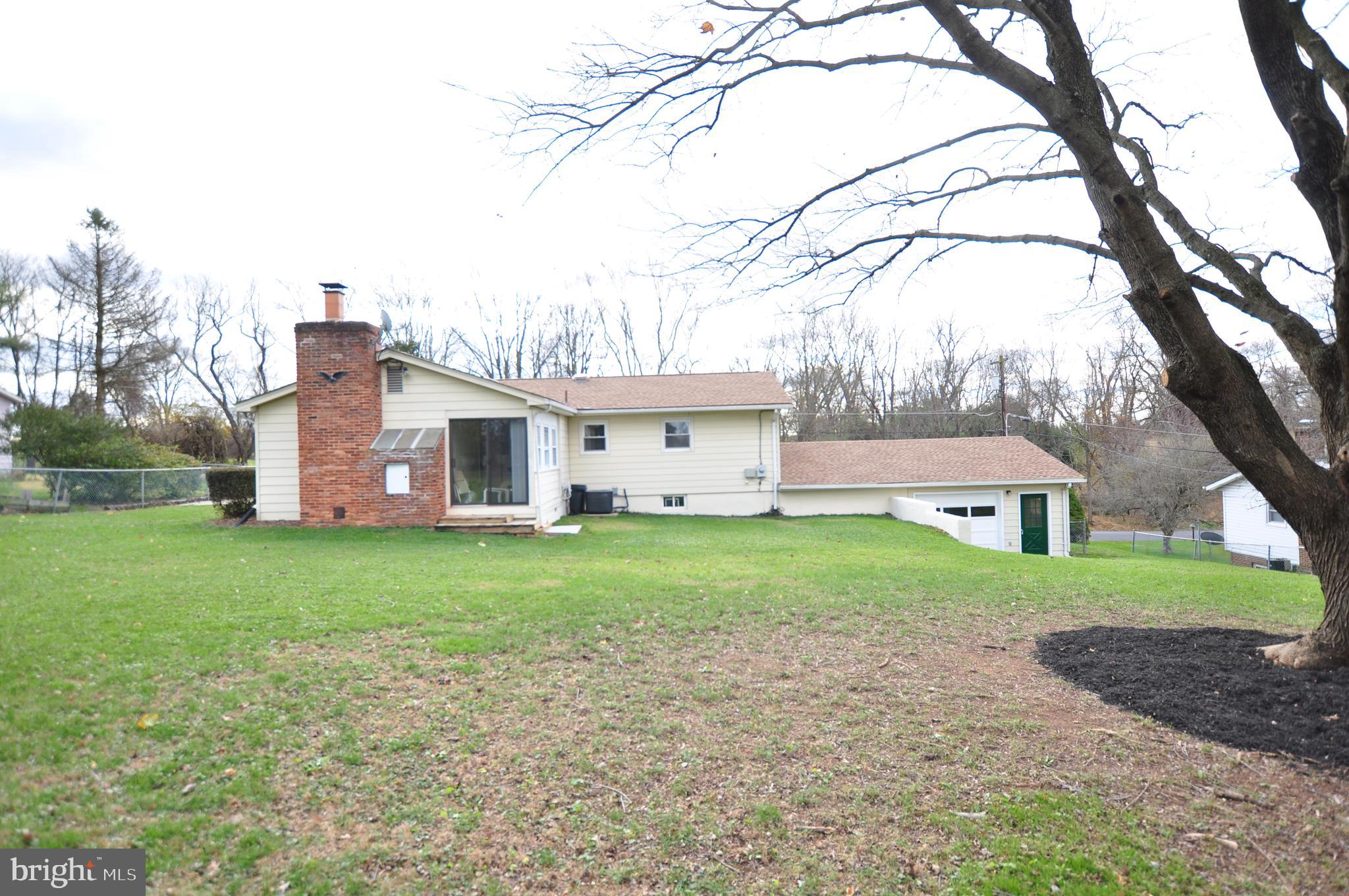 7909 Rocky Road Gaithersburg, MD 20882 - Photo 28 of 31 Back of House View!