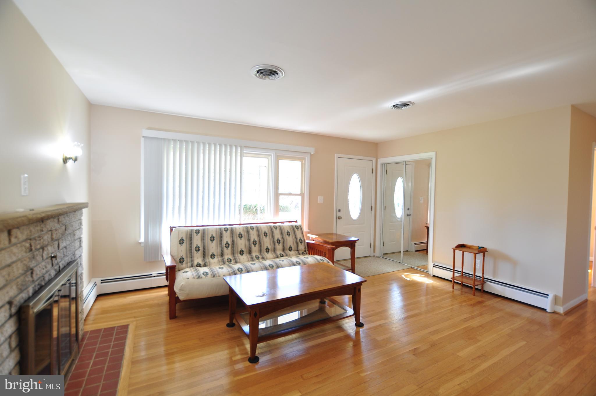 7909 Rocky Road Gaithersburg, MD 20882 - Photo 9 of 31 More Living Room!