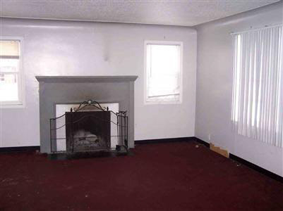 5283 Torrey Road Flint, MI 48507 - Photo 6 of 12 20115620-5.JPG