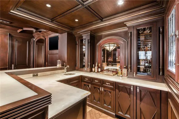 $18,900,000 | 500 North Poinsettia Avenue, Manhattan Beach, CA 90266