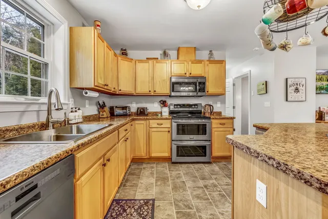 $649,000 | 89 Boot Cove Lane, Winthrop, ME 04364