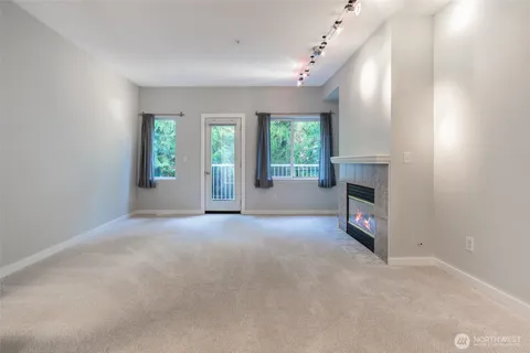 $409,950 | 13400 Dumas Road, Unit G4, Mill Creek, WA 98012