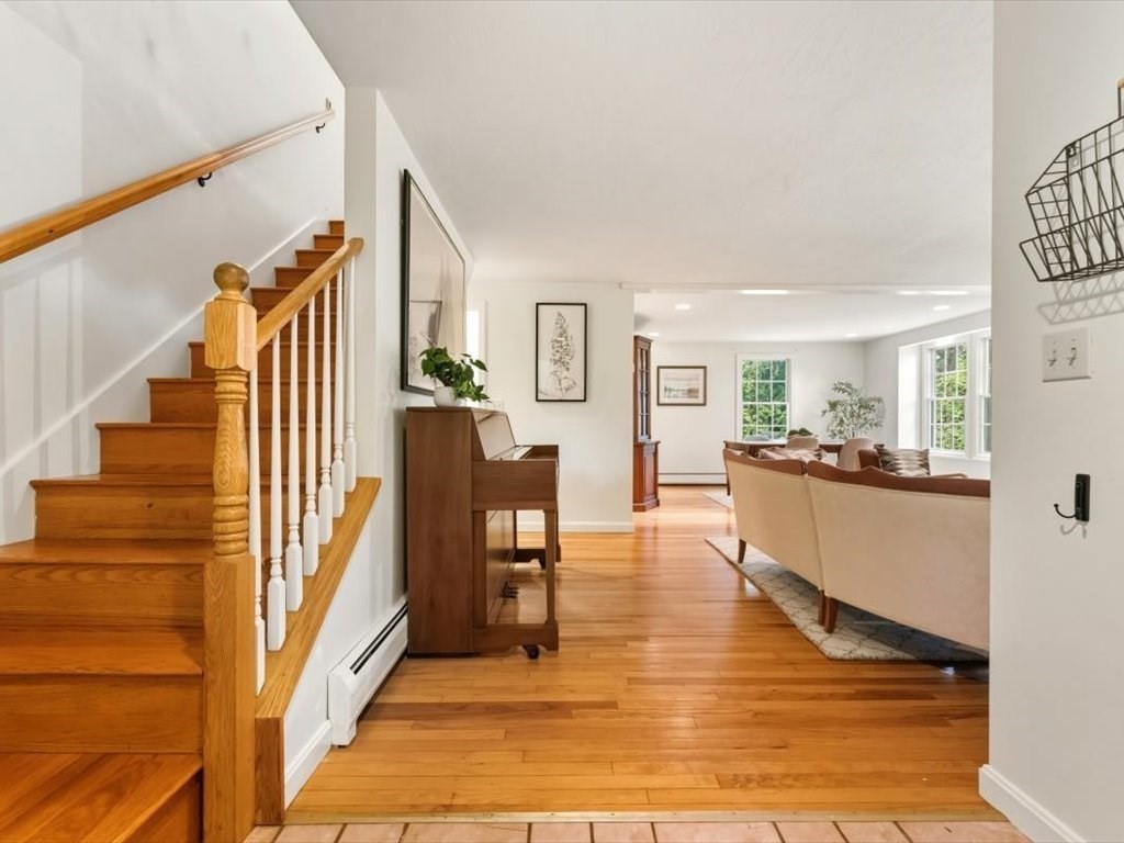 81 Dodge Road Sutton, MA 01590 - Photo 19 of 38