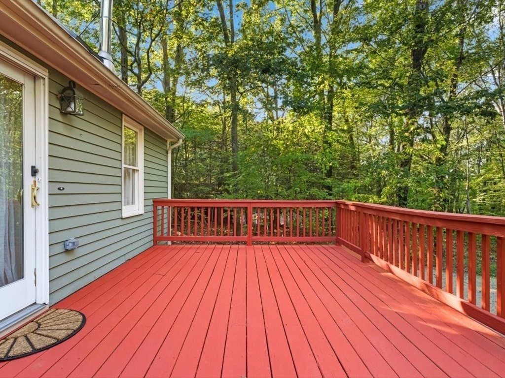81 Dodge Road Sutton, MA 01590 - Photo 32 of 38