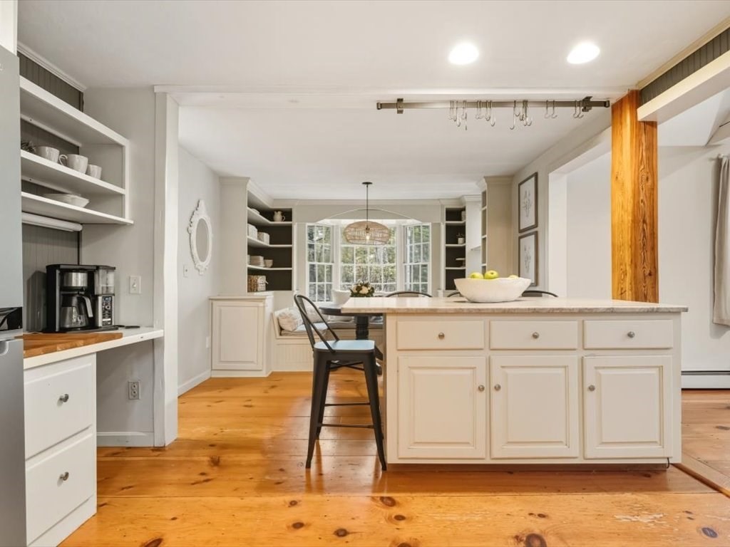 81 Dodge Road Sutton, MA 01590 - Photo 6 of 38
