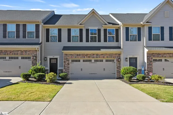 $305,680 | 509 Martin Crk Drive, Simpsonville, SC 29680
