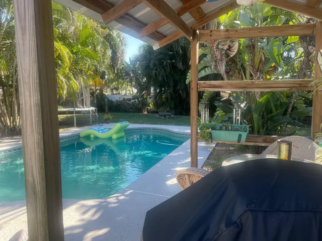 $395,000 | 1138 Southwest 33rd Street, Palm City, FL 34990