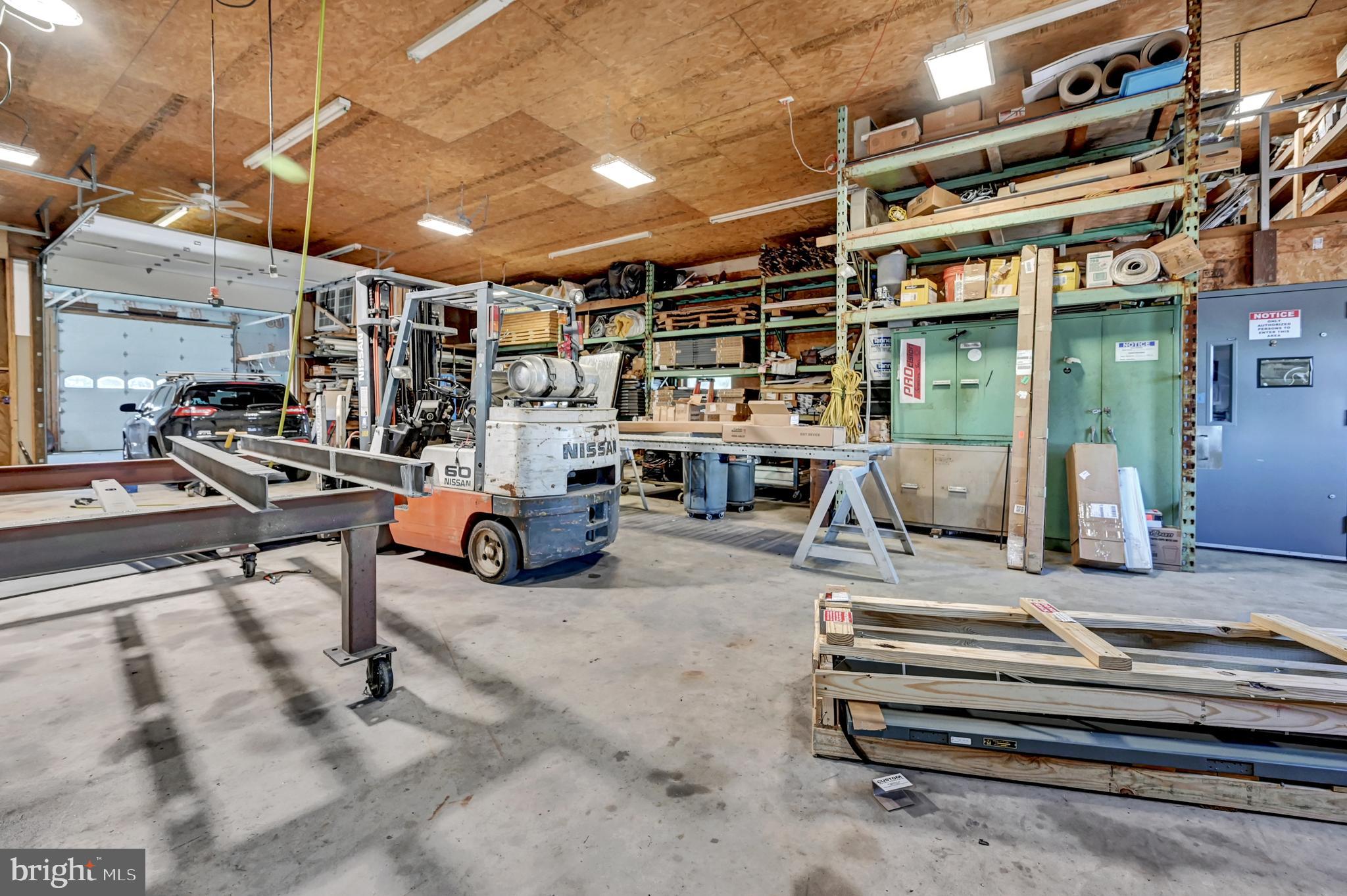 480 Grove Road Delta, PA 17314 - Photo 66 of 85 Shop interior
