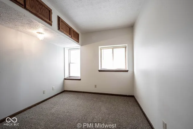 $649 | 3707 North Meridian Street, Unit 2B, Indianapolis, IN 46208