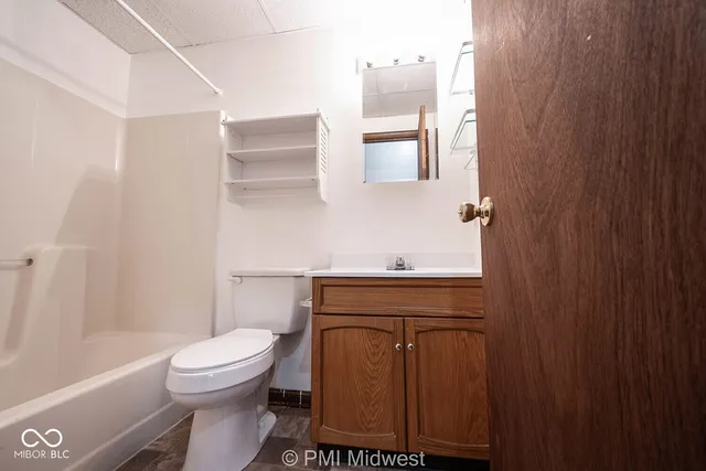 $649 | 3707 North Meridian Street, Unit 2B, Indianapolis, IN 46208