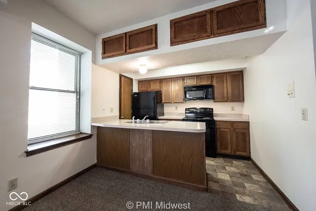 $649 | 3707 North Meridian Street, Unit 2B, Indianapolis, IN 46208