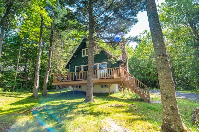 $525,000 | 4 Sunnyside Road, West Dover, VT 05356