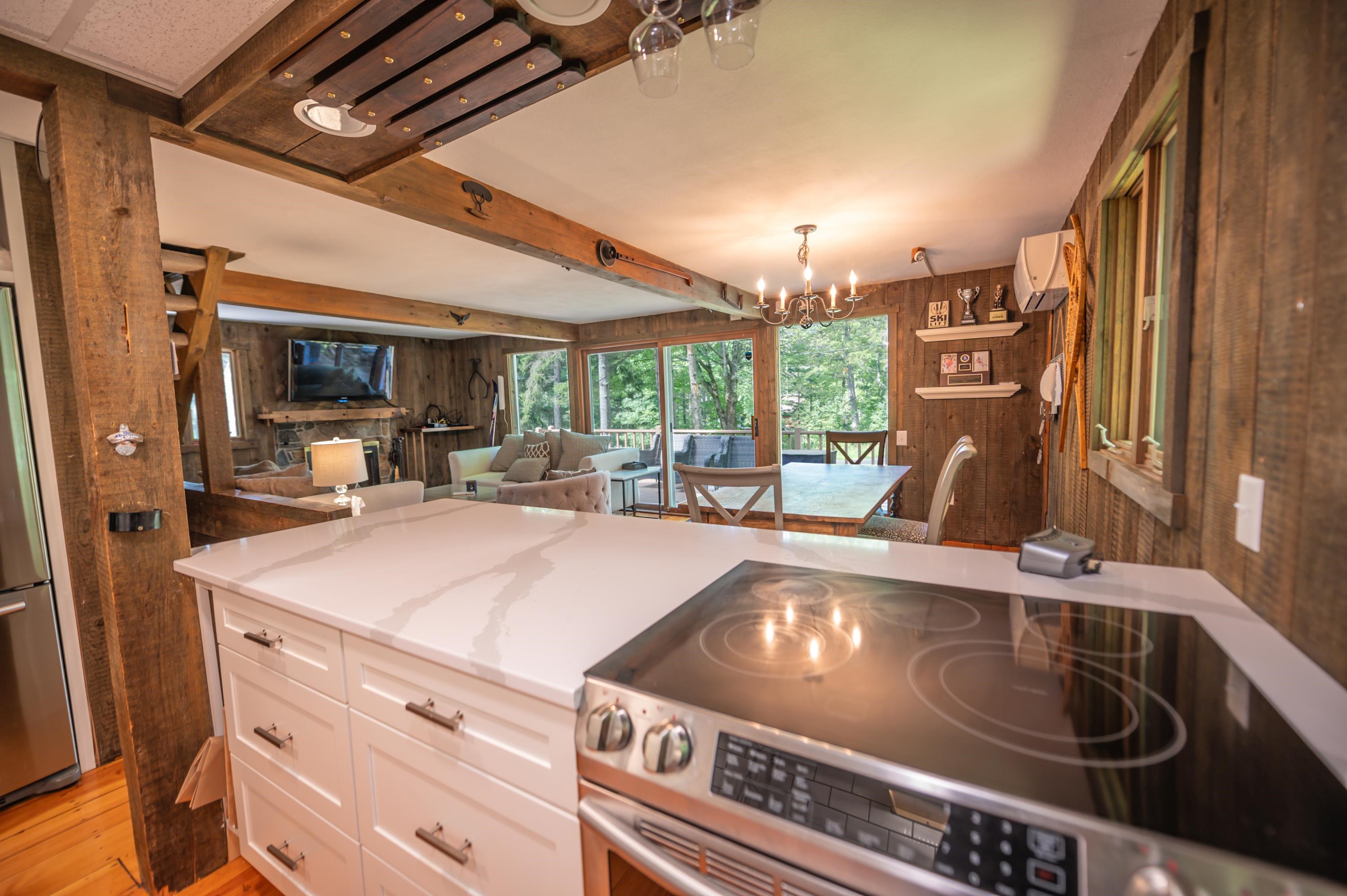 4 Sunnyside Road West Dover, VT 05356 - Photo 8 of 20 Gallery Image 8