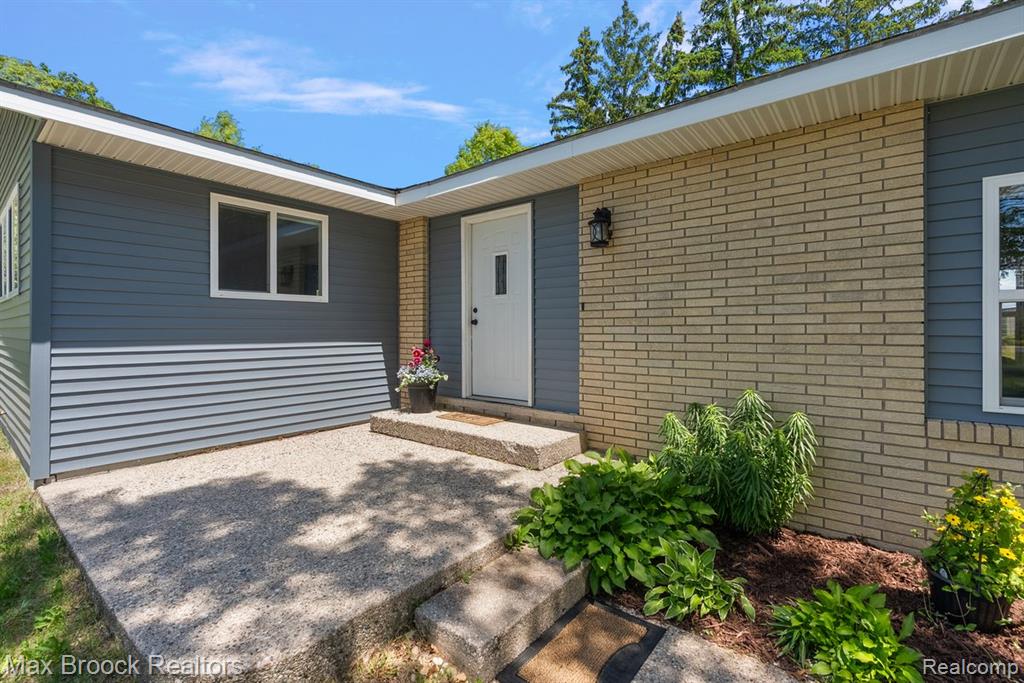 8580 Silver Creek Road Whitehall, MI 49461 - Photo 6 of 62