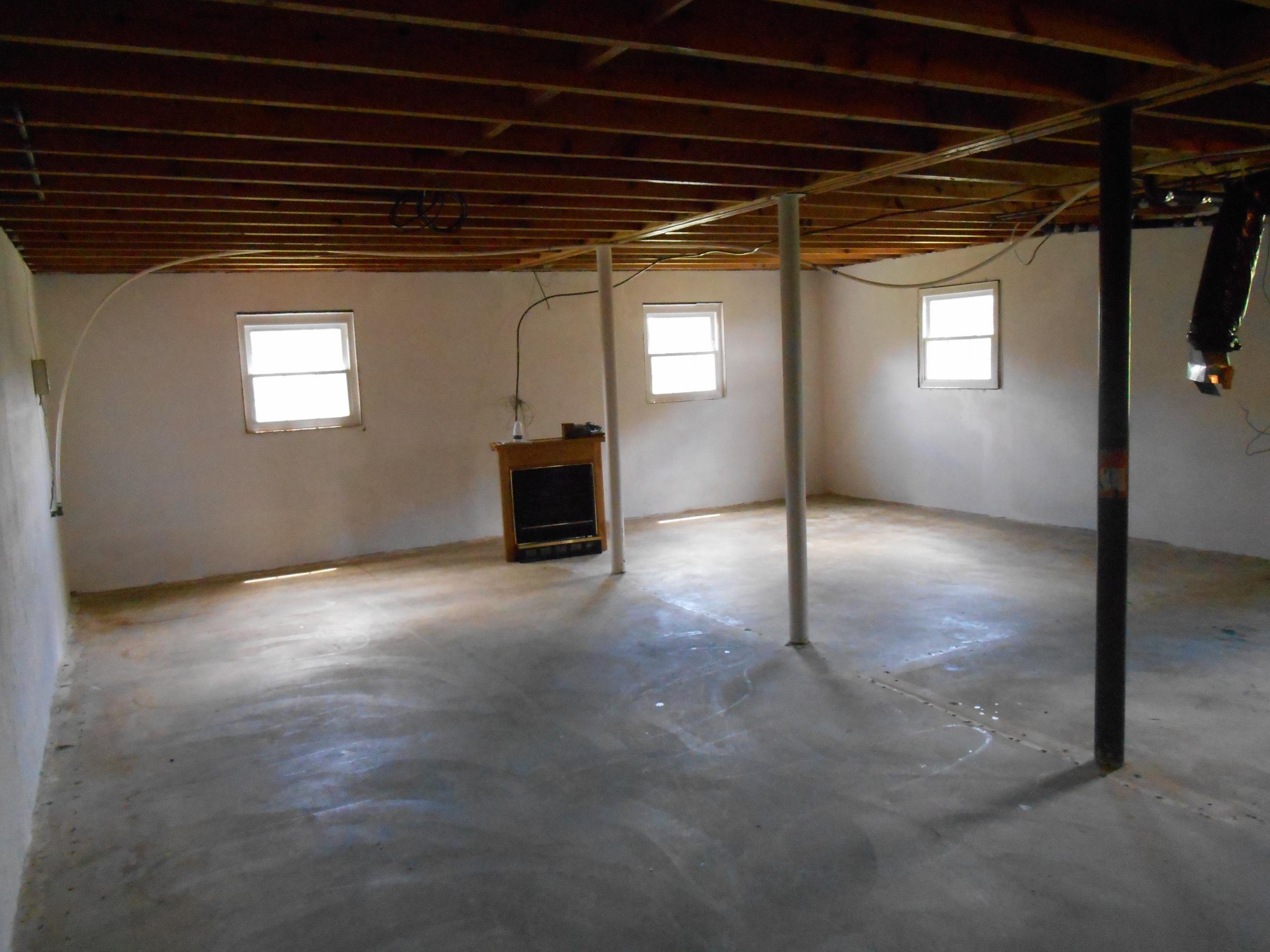 6210 Mt Chestnut Road Roanoke, VA 24018 - Photo 14 of 22 Unfinished basement area
