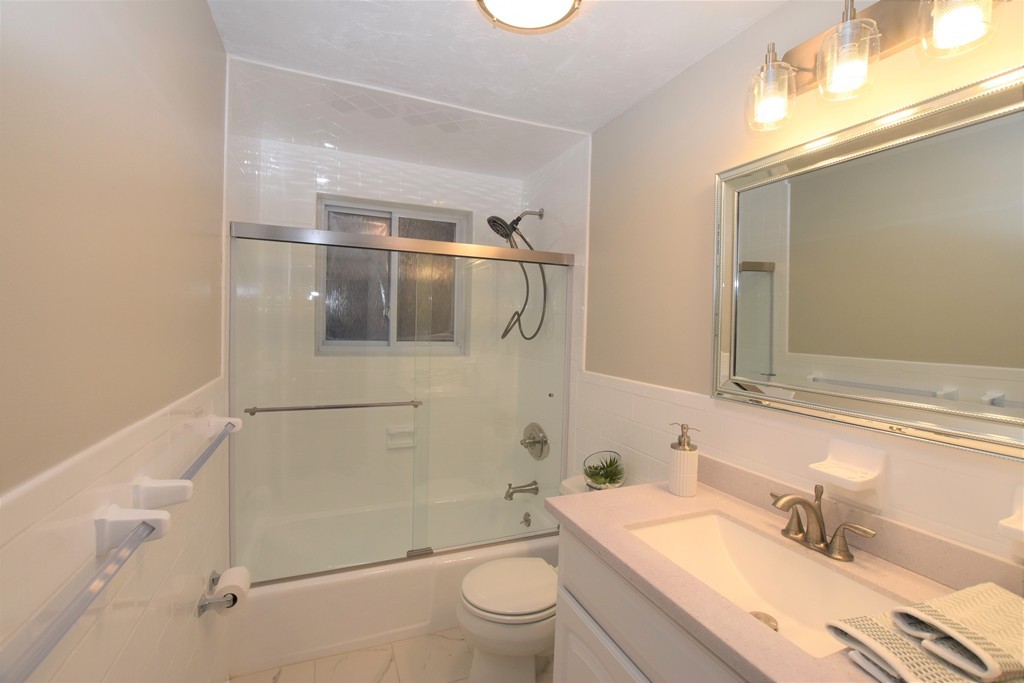151 Overland Road, Unit 2 Waltham, MA 02451 - Photo 10 of 15 Gallery Image 10
