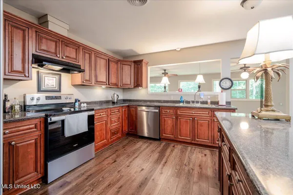 $299,900 | 19 Autumn Drive, Coldwater, MS 38618