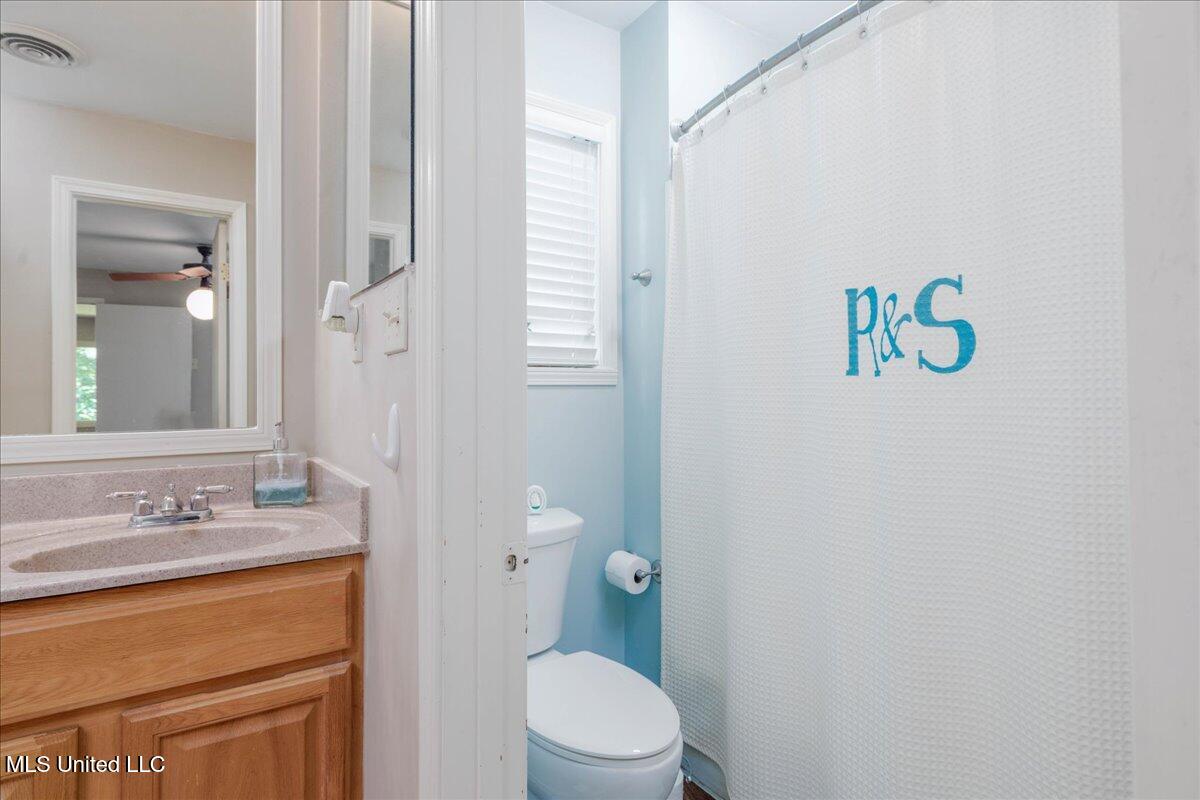 19 Autumn Drive Coldwater, MS 38618 - Photo 20 of 36 20-Bathroom