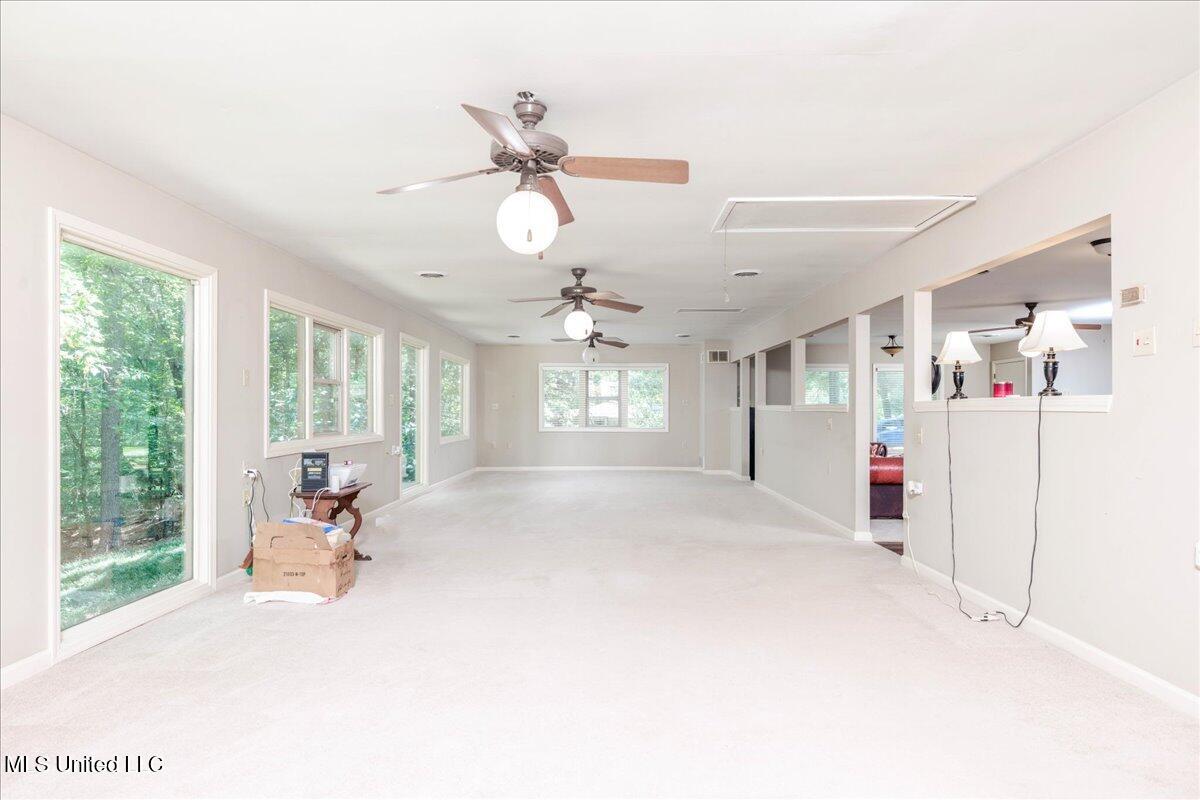 19 Autumn Drive Coldwater, MS 38618 - Photo 24 of 36 24-Sun Room