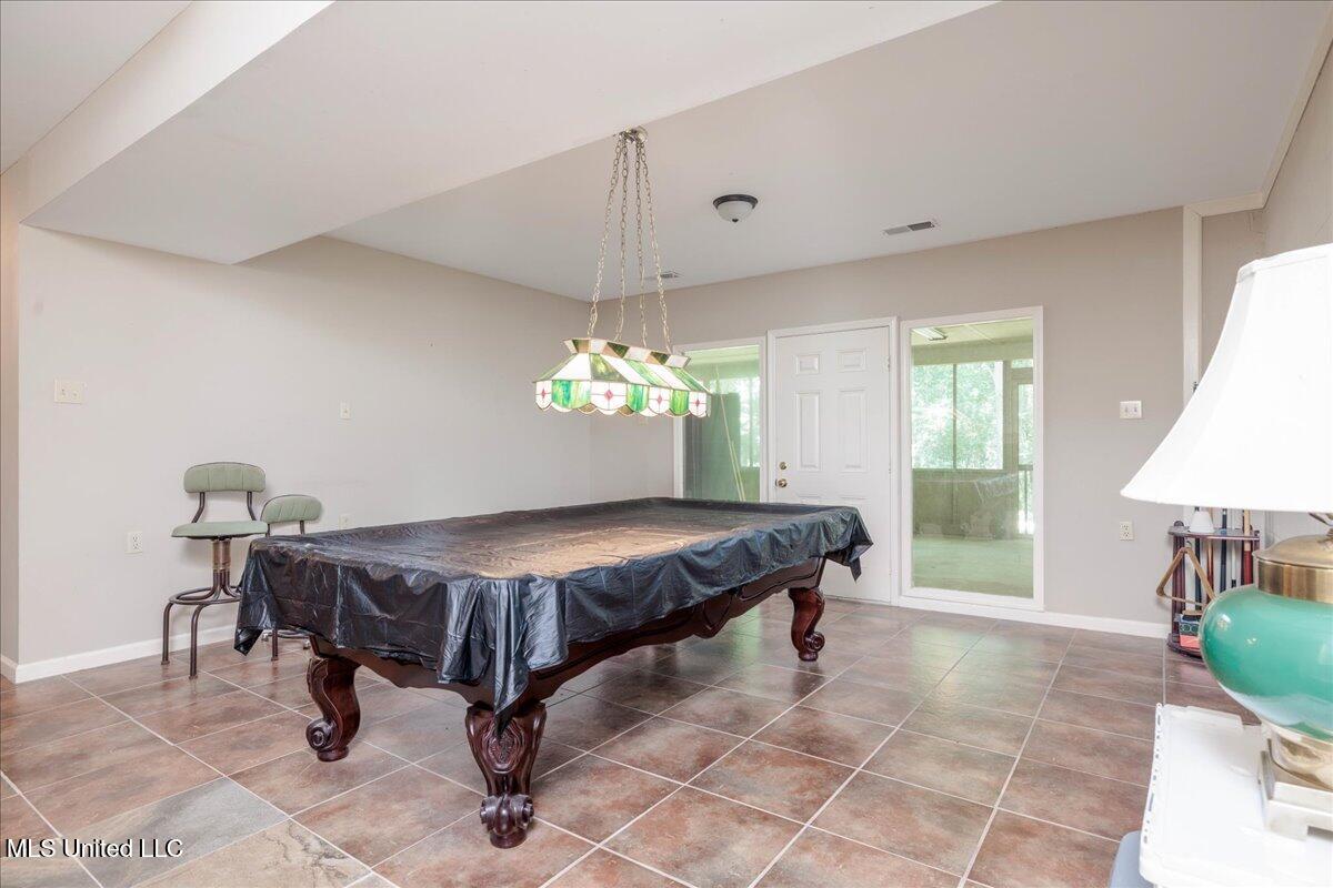 19 Autumn Drive Coldwater, MS 38618 - Photo 27 of 36 27-Family Room